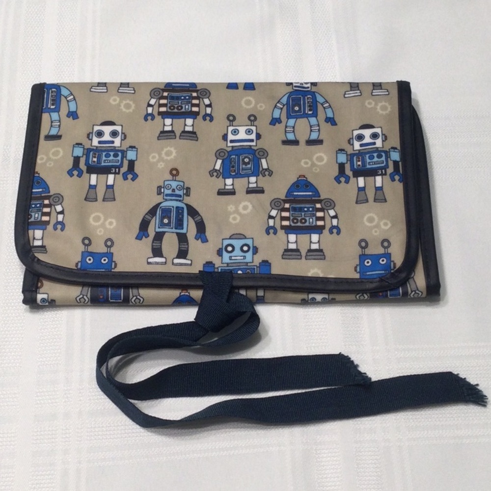 thirty-one Robot Notebook Holder Tri-Fold​